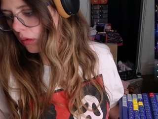 frankiefineeexox webcam model