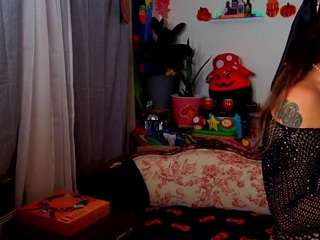 The freaky dancing HOE