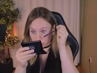 Brooke's Live Sex Cam Show