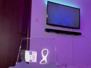 Bri4anna's Live Sex Cam Show