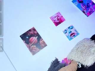 camila-hott1 Live Webcam on CamSoda