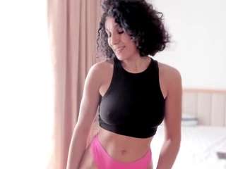 curly-sue Sex Cam Show
