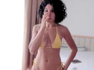Curly-Sue live webcam show