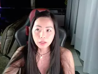 Shannylam8's Live Sex Cam Show