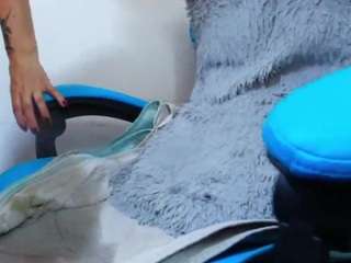 klylls-squirt live cam profile