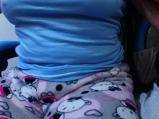 klylls-squirt's CamSoda show and profile