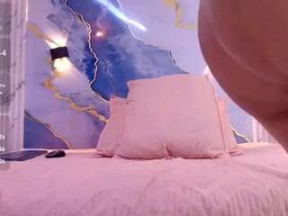 lor-queen webcam