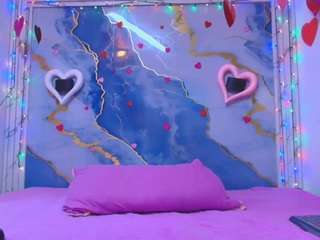 lor-queen Live Webcam on CamSoda