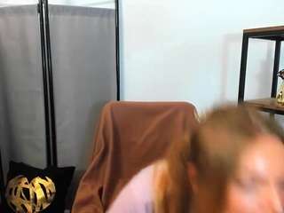 AulloraKiss