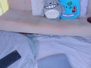  simonesmith chat room