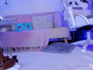 simonesmith's CamSoda show and profile