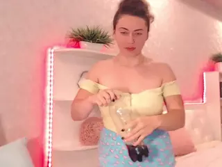 SmoothiesKivi's Live Sex Cam Show