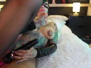 scarlett-collins from CamSoda is Private