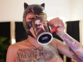 Live webcam model scarlett-collins on Soda Cams