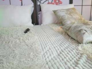 Live webcam model scarlett-collins on Soda Cams