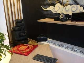 scarlett-collins's live room