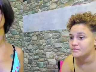 NattiandMiia's Live Sex Cam Show