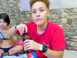 NattiandMiia's Live Sex Cam Show