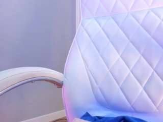 akura011 Live Webcam on CamSoda