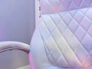  akura011 chat room