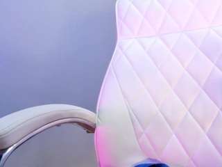 akura011 Live Webcam on CamSoda