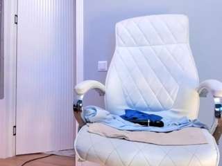  akura011 chat room