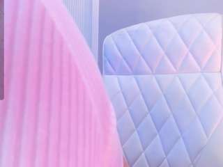 akura011 from CamSoda