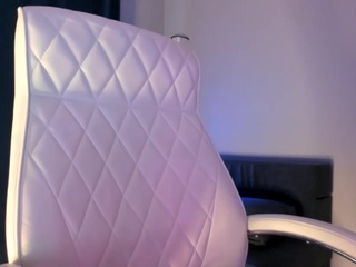 akura011 Live Webcam on CamSoda