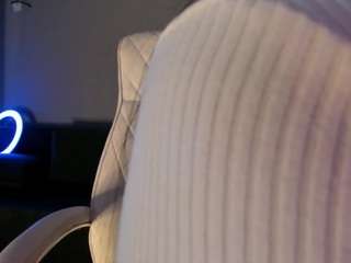 akura011 Live Webcam on CamSoda