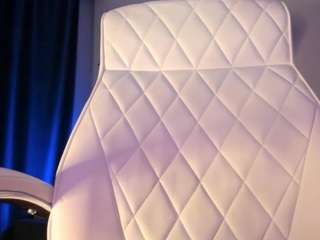 akura011 Live Webcam on CamSoda