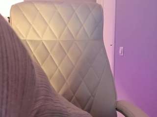 akura011 webcam model