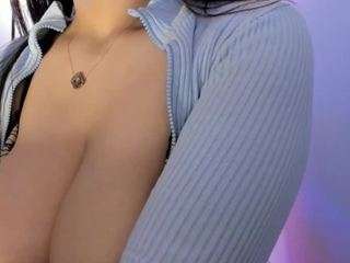 akura011 Sex Cam Show