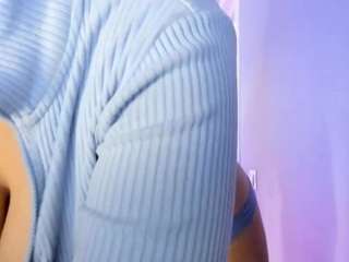 akura011 Sex Cam Show