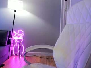 akura011 Live Webcam on CamSoda