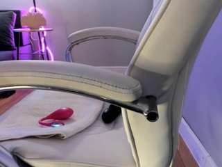 akura011 Live Webcam on CamSoda