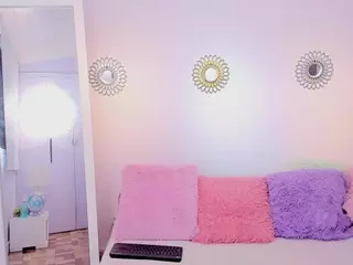 natalia-henaooo's Live Sex Cam Show