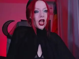 Miss Eva's Live Sex Cam Show