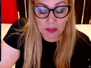 Nayla-Garner's Live Sex Cam Show