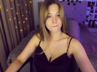 angelinatomson camsoda Cam Huge Boobs 