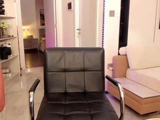 emmykrist's CamSoda show and profile