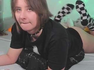 mothkink live cam preview