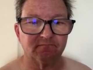 bisexualboy70 webcam