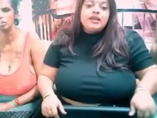 indiancumonmytits's Live Sex Cam Show