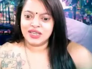 indiancumonmytits's Live Sex Cam Show