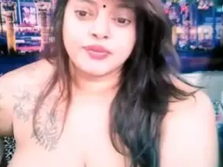 indiancumonmytits's Live Sex Cam Show