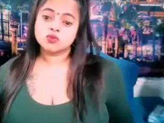 indiancumonmytits's Live Sex Cam Show