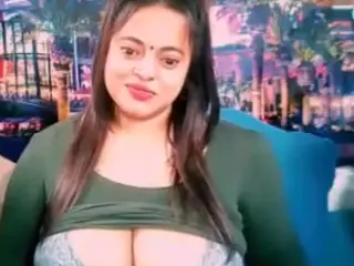 indiancumonmytits's Live Sex Cam Show