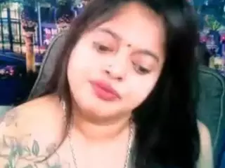 indiancumonmytits's Live Sex Cam Show