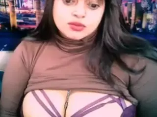 indiancumonmytits's Live Sex Cam Show