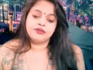 indiancumonmytits's Live Sex Cam Show